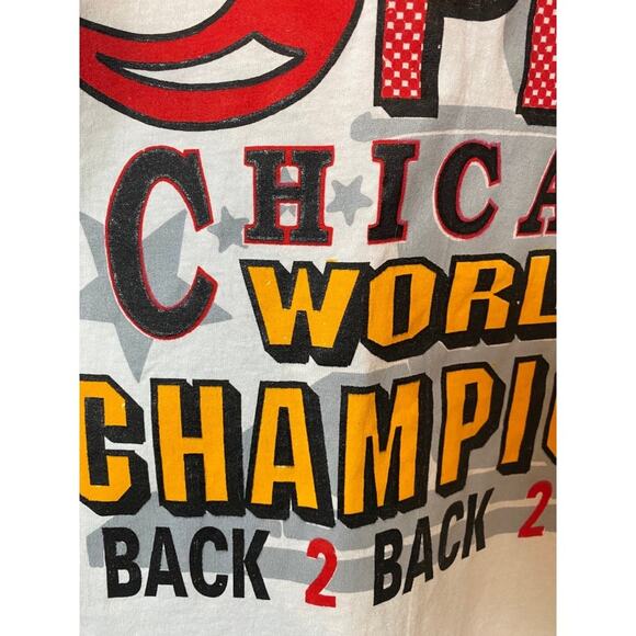 1993 Chicago Bulls 3 Peat World Champions tshirt men’s xl tee graphic t-shirt - Picture 2 of 7